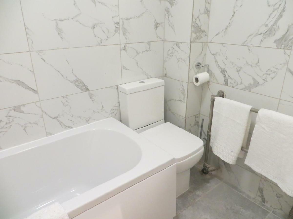 Appartamento Flat 25 Dudley Court Londra Esterno foto